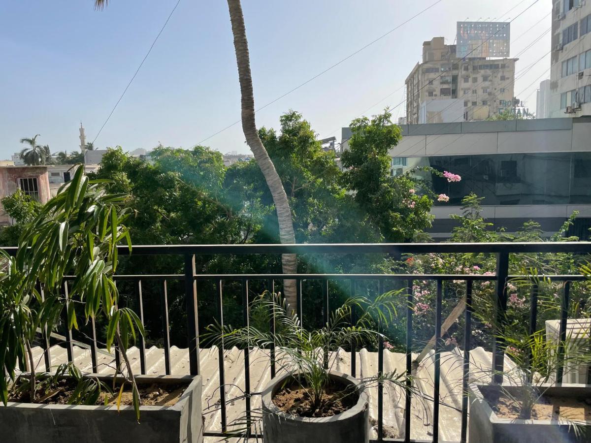 Отель Hamsun Shahrah-E-Faisal Карачи Экстерьер фото